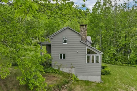 10 Lake View Drive New Hampton NH 03256
