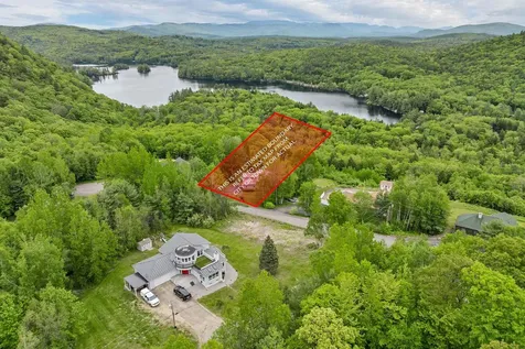 10 Lake View Drive New Hampton NH 03256