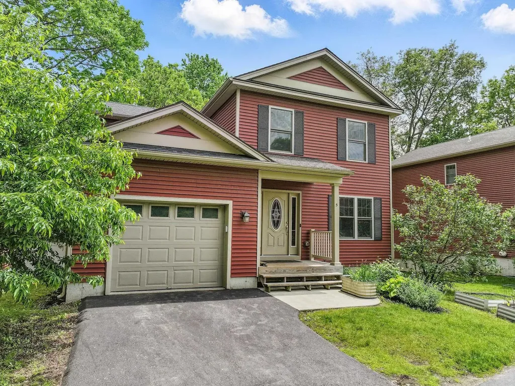 5 Sienna Lane Essex Junction VT 05452