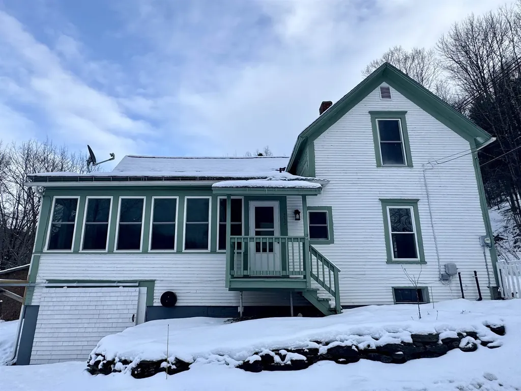 217 Clyde Street Newport City VT 05855