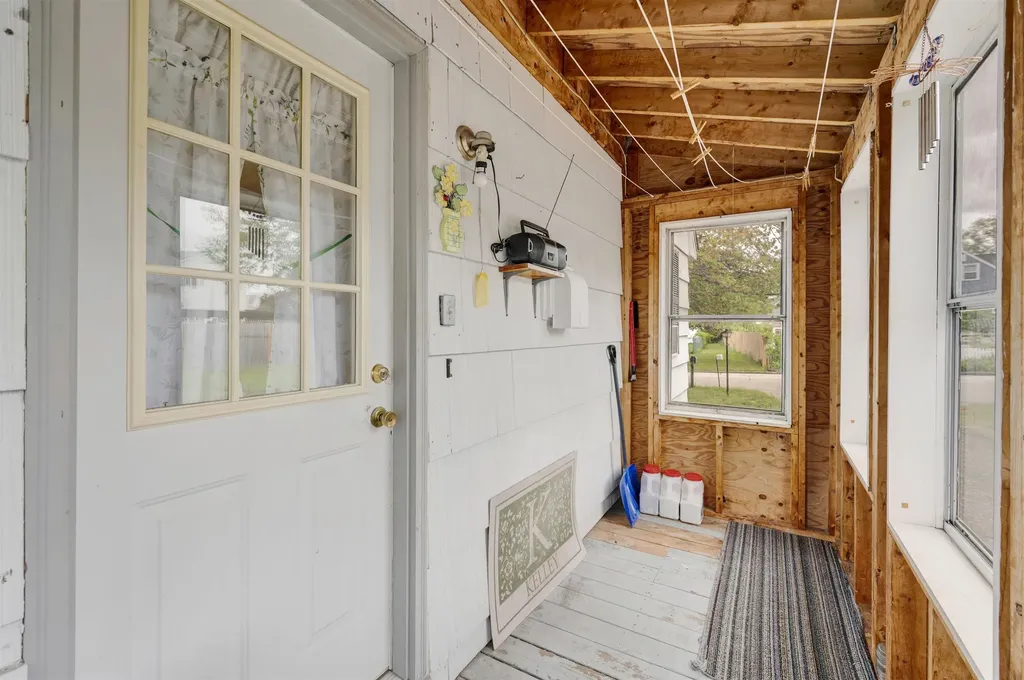 2 Cheyenne Street Dover NH 03820