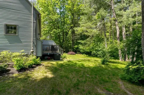 7 Glengarry Drive Stratham NH 03885