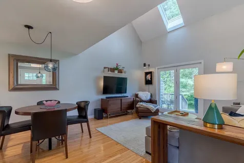 7 Glengarry Drive Stratham NH 03885