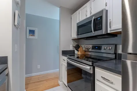 7 Glengarry Drive Stratham NH 03885