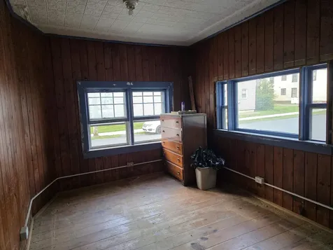 13 Pine Street Rockingham VT 05101