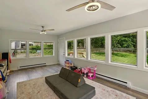62 Palomino Lane Bedford NH 03110