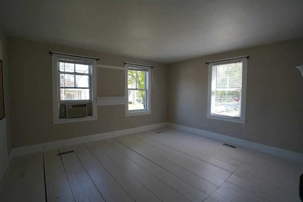 52 Nh Route 114 Grantham NH 03753