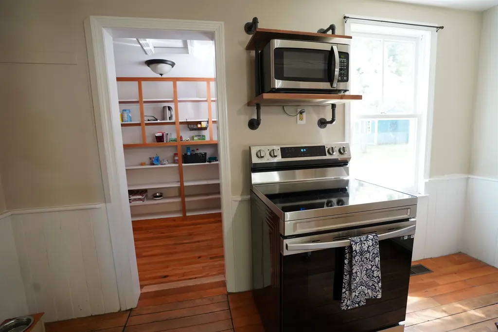 52 Nh Route 114 Grantham NH 03753