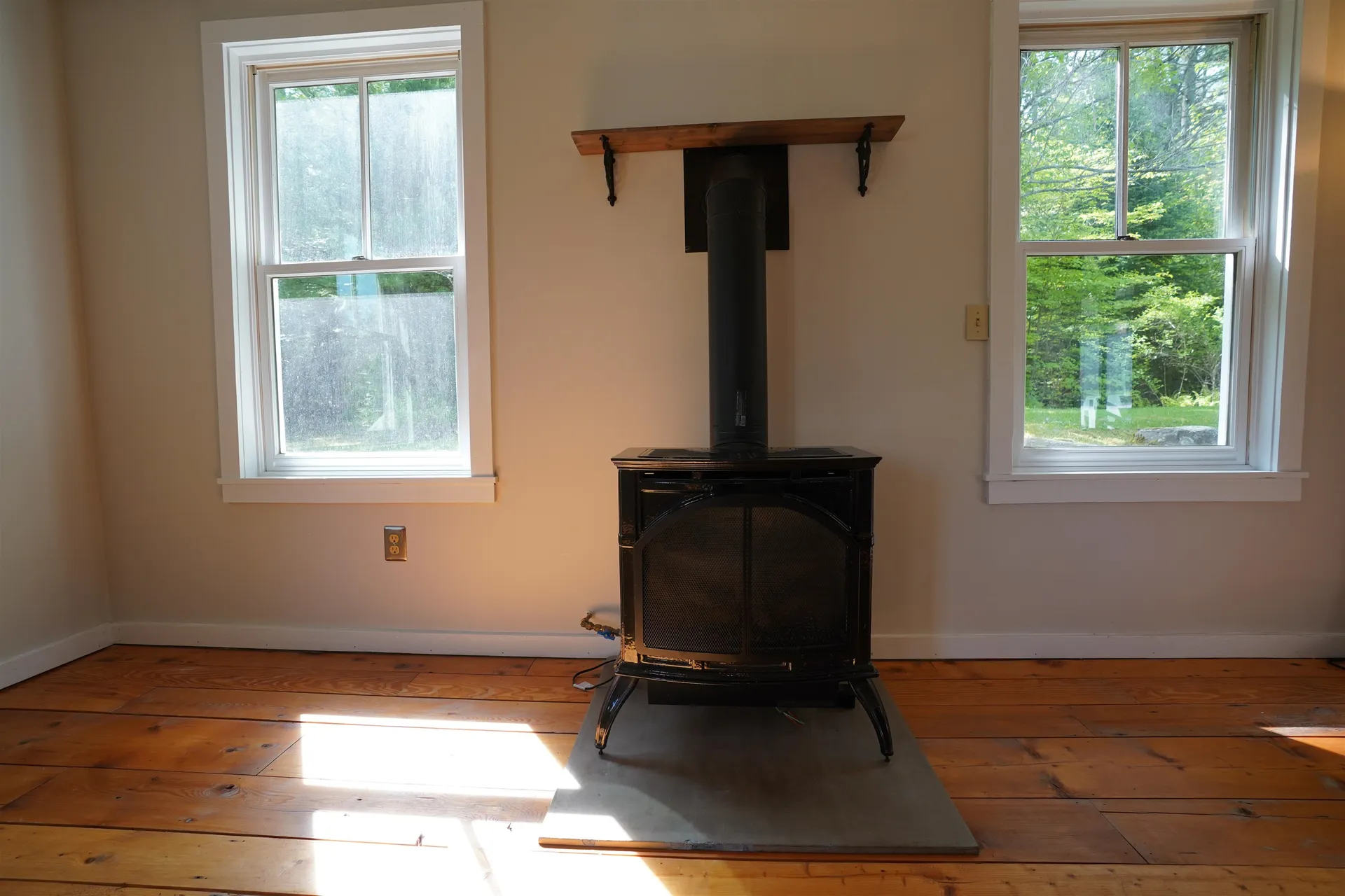 52 Nh Route 114 Grantham NH 03753