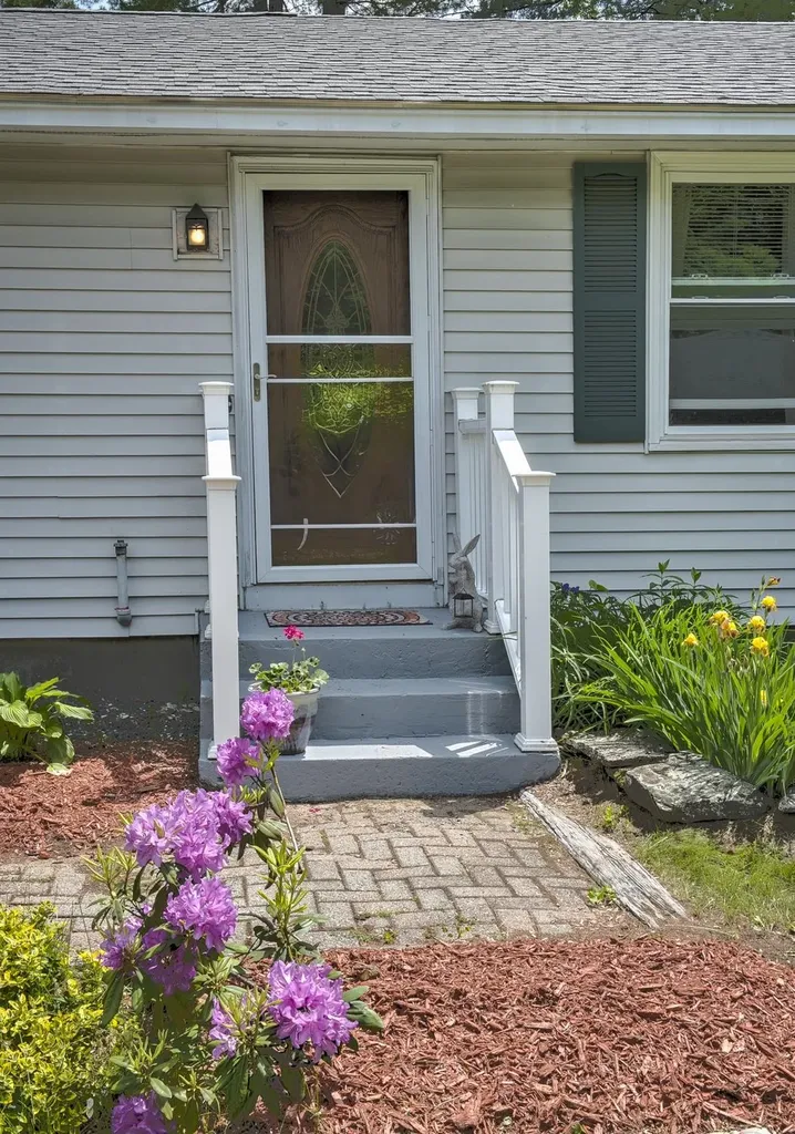 6 Worcester Street Keene NH 03431