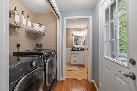 19 Scotchpine Lane Merrimack NH 03054