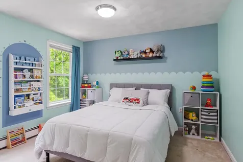 19 Scotchpine Lane Merrimack NH 03054