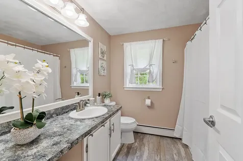 19 Scotchpine Lane Merrimack NH 03054