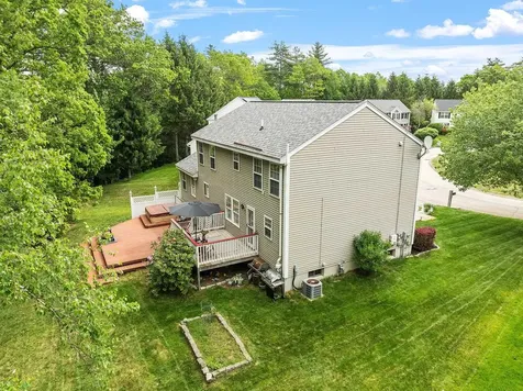 19 Scotchpine Lane Merrimack NH 03054