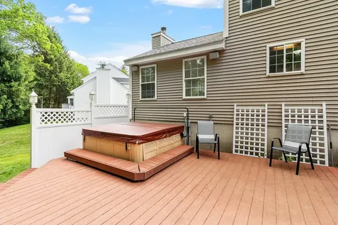 19 Scotchpine Lane Merrimack NH 03054