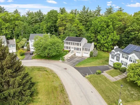 19 Scotchpine Lane Merrimack NH 03054