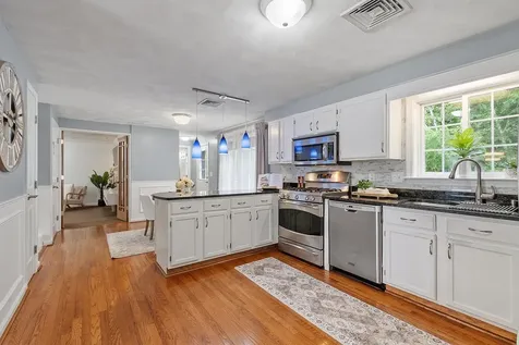 19 Scotchpine Lane Merrimack NH 03054
