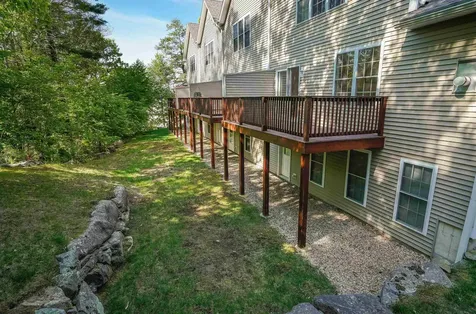 43 Ledgeview Drive Newmarket NH 03857