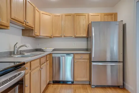 43 Ledgeview Drive Newmarket NH 03857