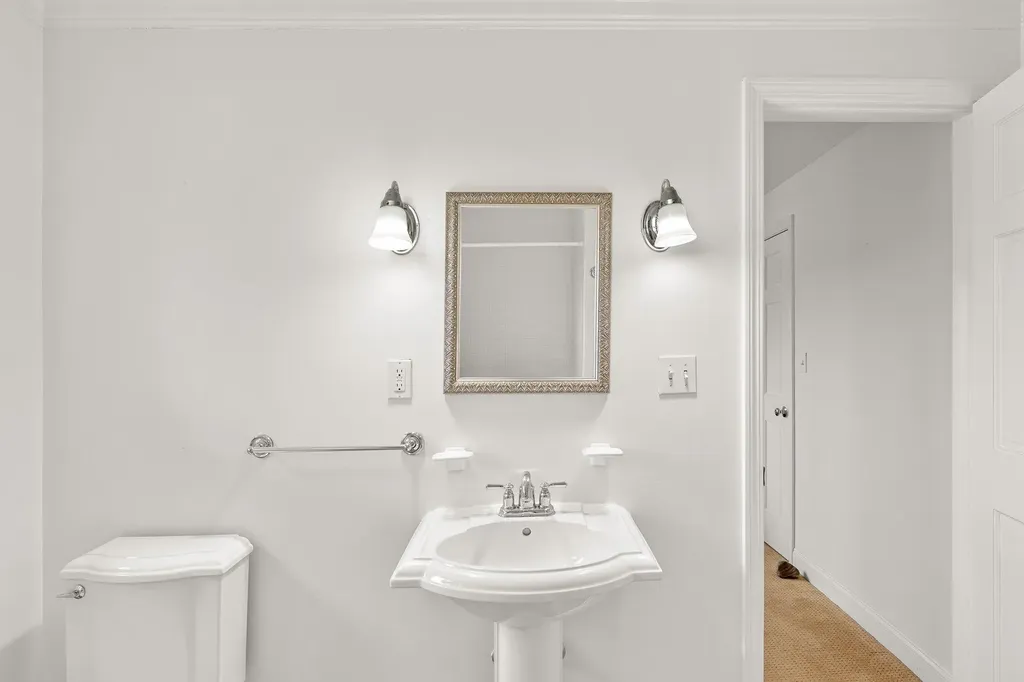 987 Common Road Waitsfield VT 05673