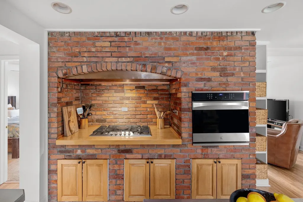 987 Common Road Waitsfield VT 05673