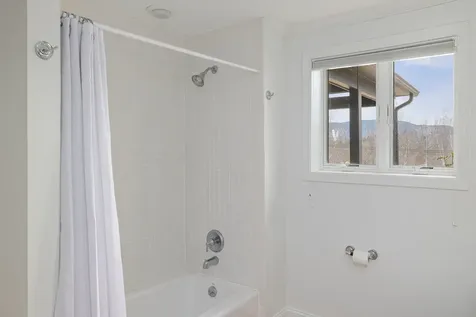 987 Common Road Waitsfield VT 05673