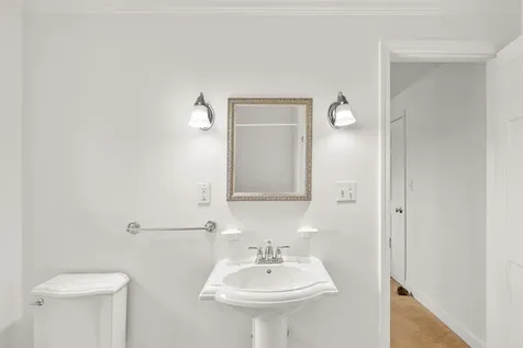 987 Common Road Waitsfield VT 05673