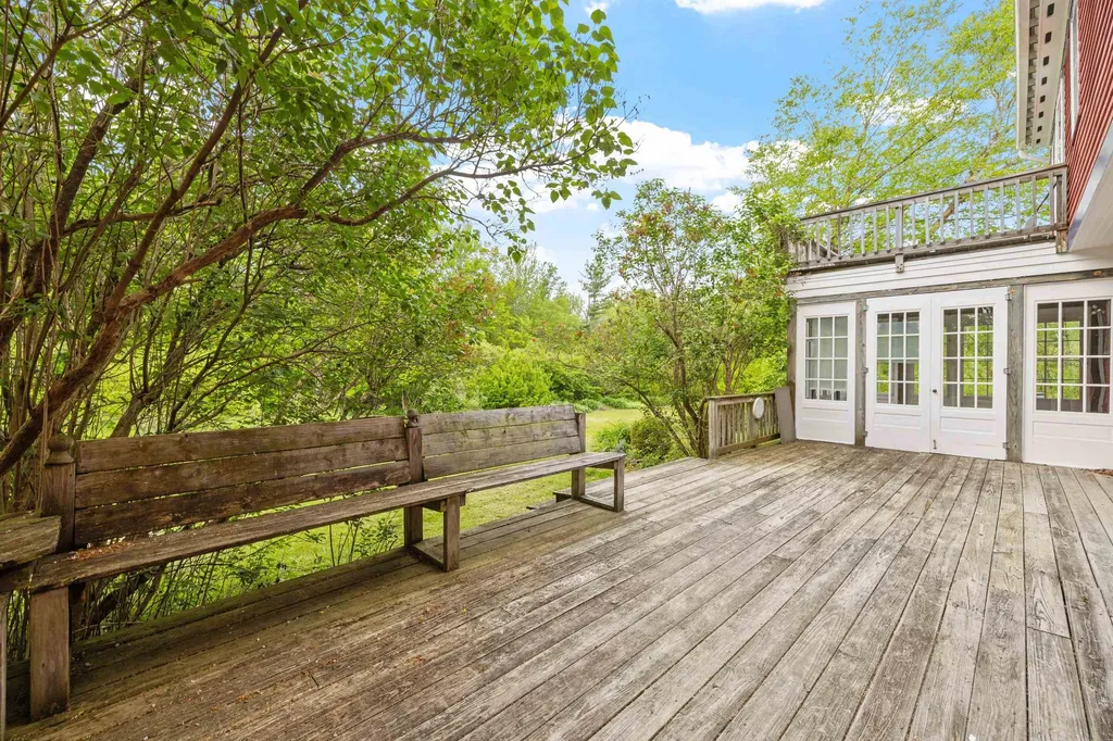 246 Windsor Road Hillsborough NH 03244