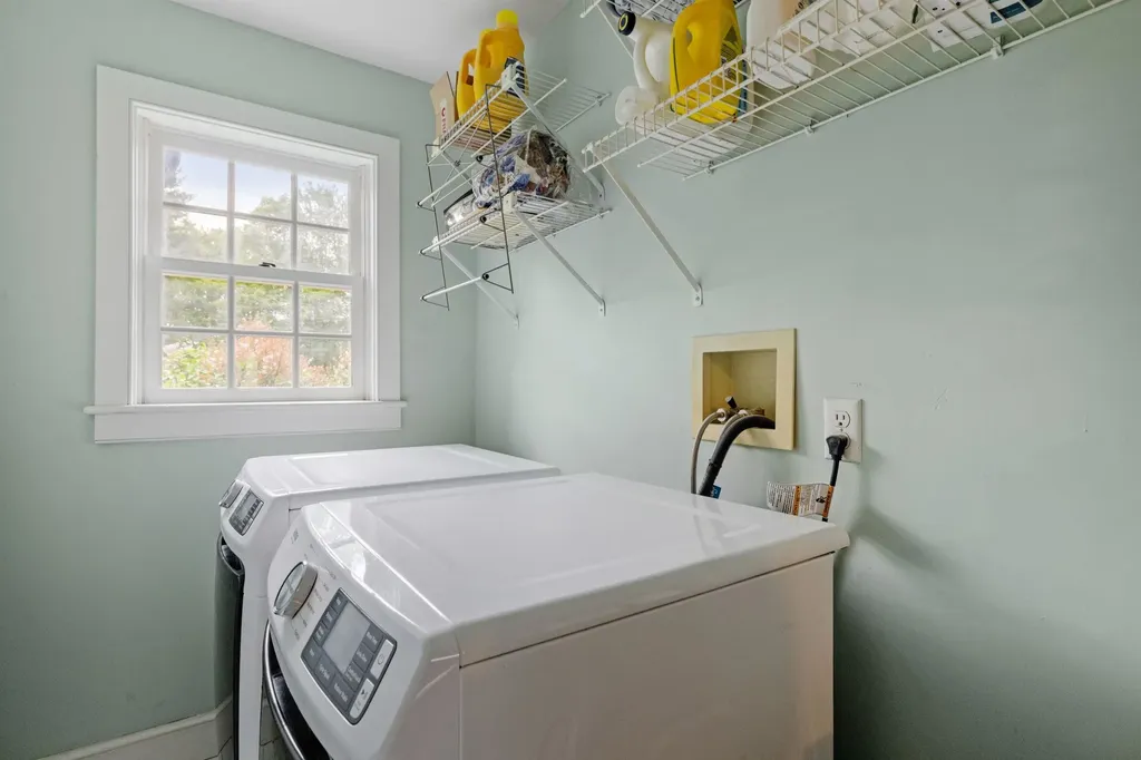 246 Windsor Road Hillsborough NH 03244