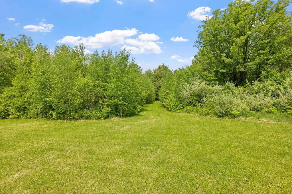 246 Windsor Road Hillsborough NH 03244