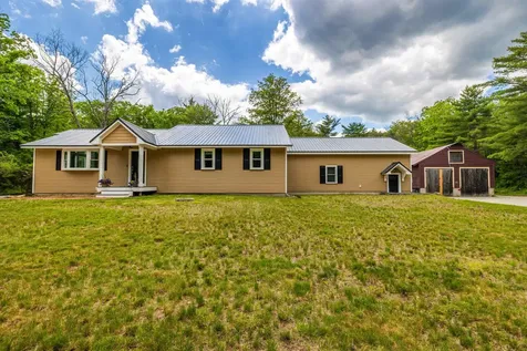 15 Battis Crossing Road Canterbury NH 03224