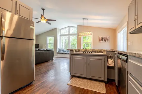 15 Battis Crossing Road Canterbury NH 03224