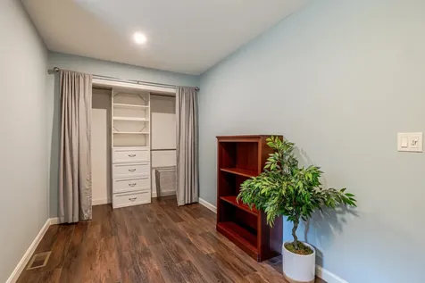 15 Battis Crossing Road Canterbury NH 03224