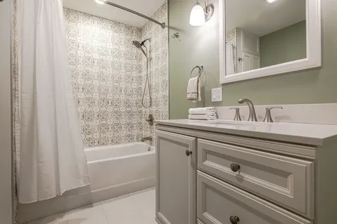 15 Battis Crossing Road Canterbury NH 03224