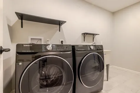 15 Battis Crossing Road Canterbury NH 03224