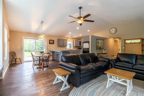 15 Battis Crossing Road Canterbury NH 03224