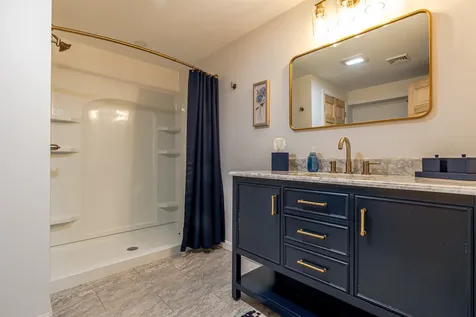 15 Battis Crossing Road Canterbury NH 03224