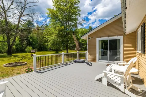 15 Battis Crossing Road Canterbury NH 03224