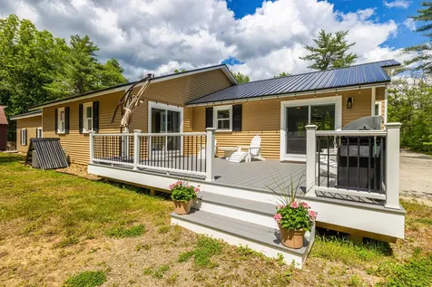 15 Battis Crossing Road Canterbury NH 03224