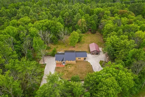 15 Battis Crossing Road Canterbury NH 03224