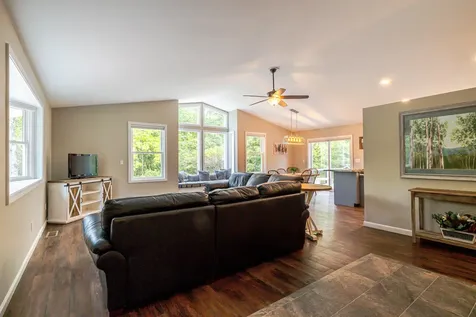 15 Battis Crossing Road Canterbury NH 03224