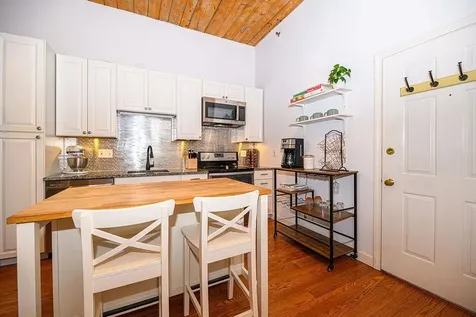156 Front Street Exeter NH 03833