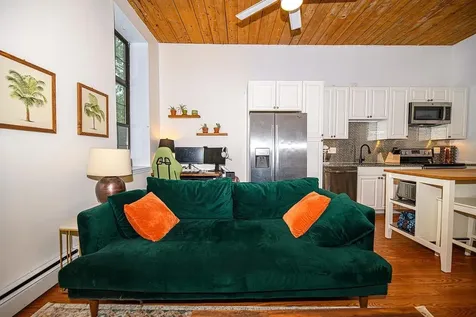 156 Front Street Exeter NH 03833