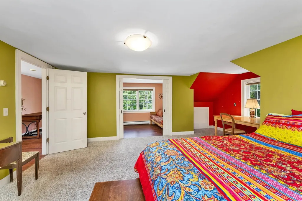 292 South Pleasant Street New London NH 03257