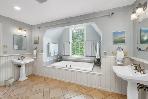 292 South Pleasant Street New London NH 03257