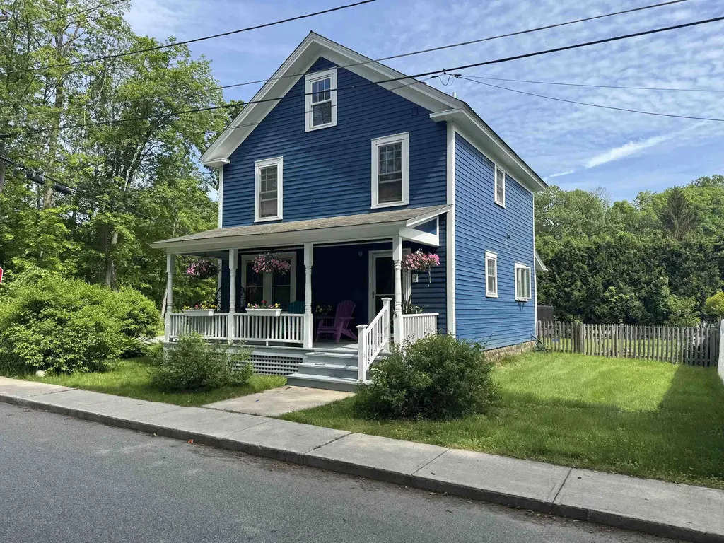 6 Willow Street Brattleboro VT 05301