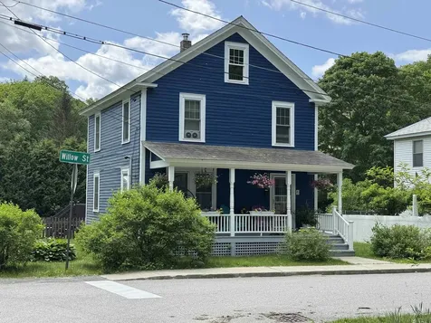 6 Willow Street Brattleboro VT 05301