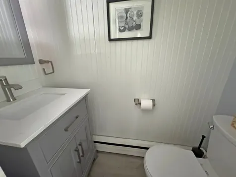 6 Willow Street Brattleboro VT 05301