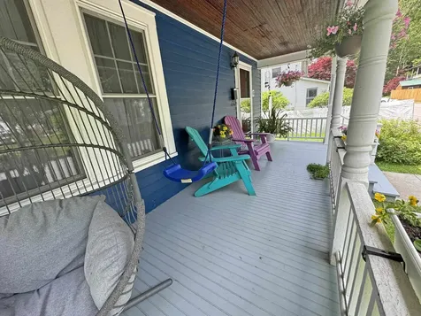 6 Willow Street Brattleboro VT 05301