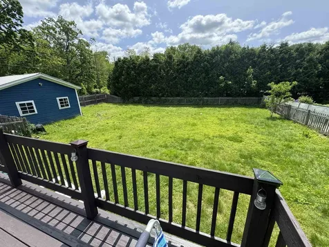 6 Willow Street Brattleboro VT 05301